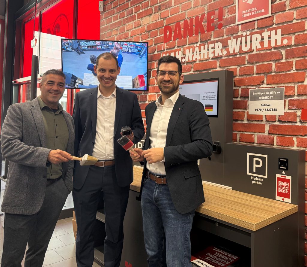 Babak Hadizadeh, Sebastian Seibrich und Bürgermeister Carsten Quirin