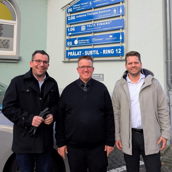 Oberbürgermeister und Hauptamtsleiter besuchen Autismus-Therapie-Zentrum