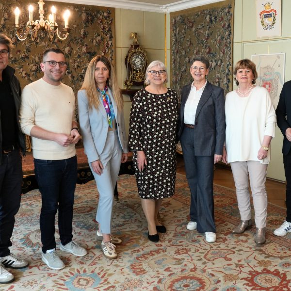 Engagement für Frauen und Mädchen: Zonta Club Saarlouis zu Besuch im Rathaus