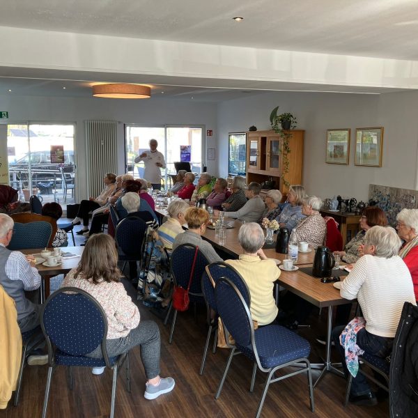 Seniorensicherheitsberater informieren über Einbruchschutz im Plauderstündchen Fraulautern