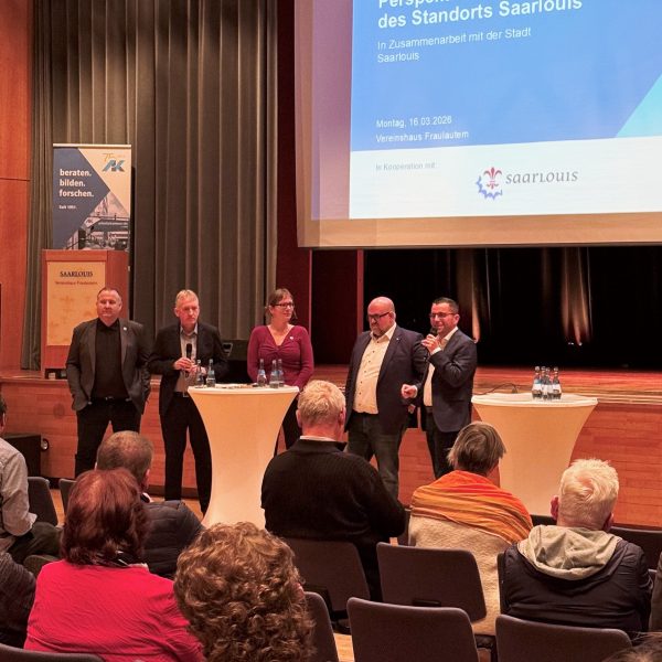 Arbeitskammer, IG Metall und Europastadt Saarlouis stellen Film über Ford-Entwicklung vor und diskutieren über Zukunft des Wirtschaftsstandortes Saarlouis