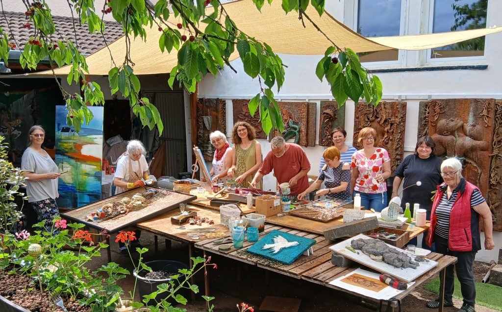 Einladung zur Ausstellung „Mario Andruet und ‚Fromstuff2art‘“ in der Galerie der Freien Kunstschule Saarlouis